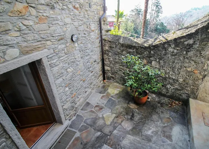 別荘 Morandi-2 By Interhome Donego